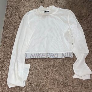 Nike pro crop top size XS